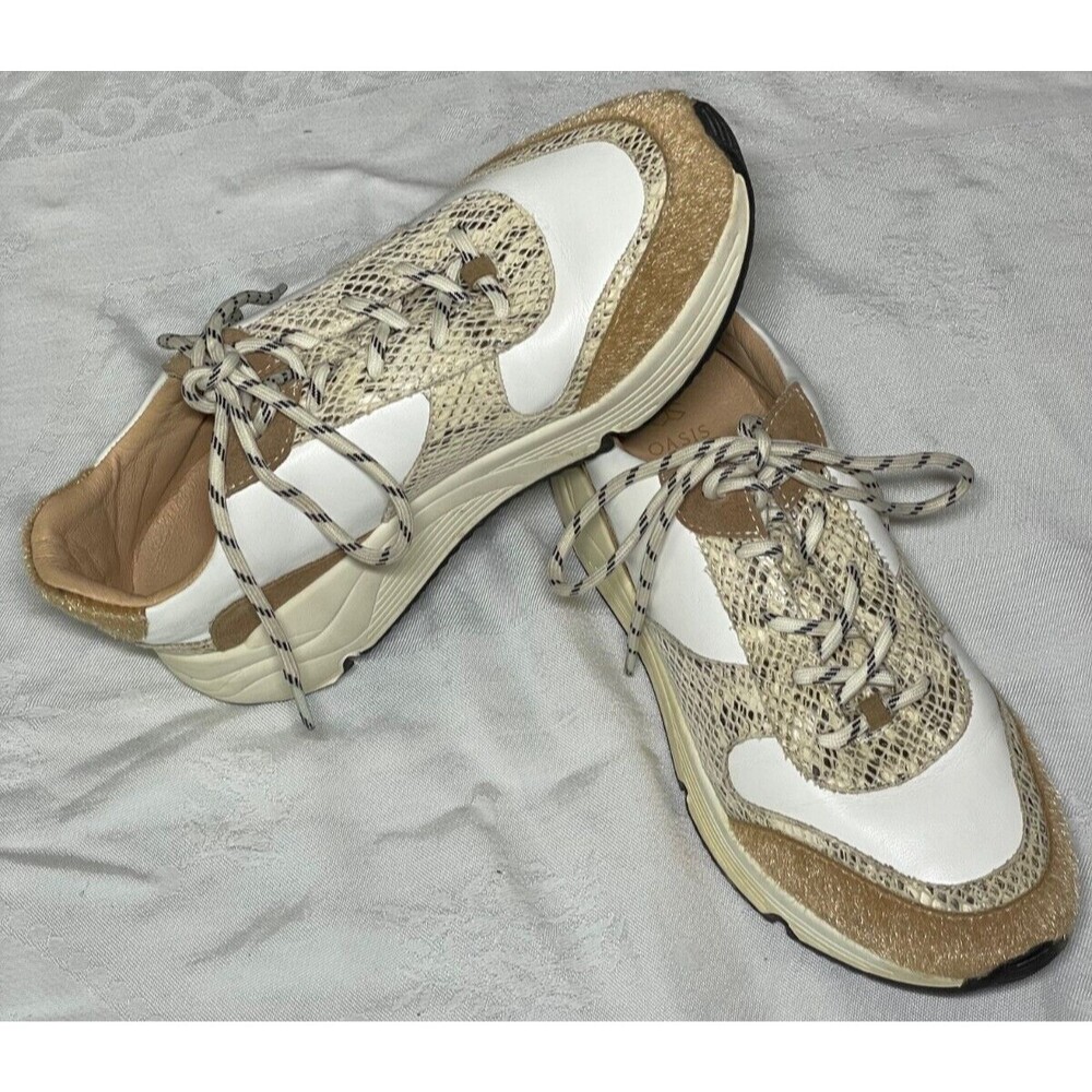Oasis Society Size 6 Leopard Cheetah Beige Fur Women’s Sneaker w/ Original Laces - Picture 2 of 12
